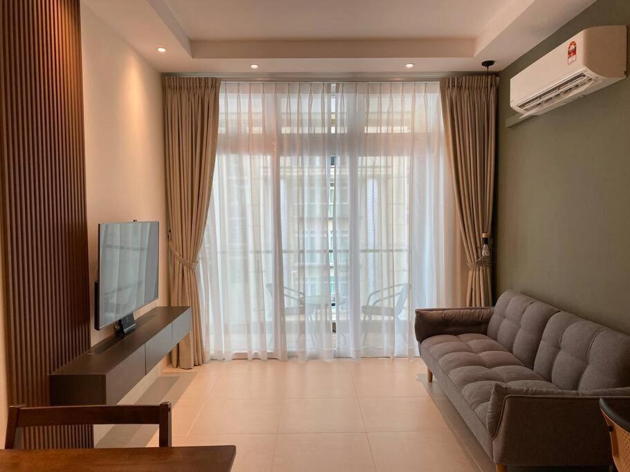 Myhome @ Riverine Resort Kuching Exterior photo